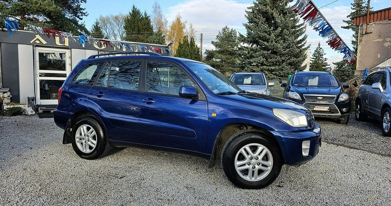 Toyota RAV4 cena 23900 przebieg: 240000, rok produkcji 2004 z Limanowa małe 631